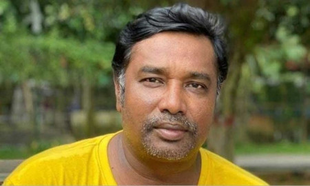 গ্রেপ্তার এড়াতে দোতলার ছাদ থেকে লাফ, আওয়ামী লীগ নেতার মৃত্যু