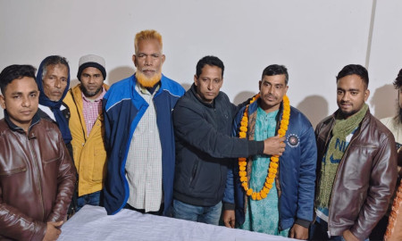 কোটালীপাড়ায় যুবলীগ নেতা পদত্যাগ করে যুবদলে যোগদান 