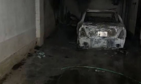 আনিসুল ইসলামের বাড়িতে অগ্নিসংযোগ