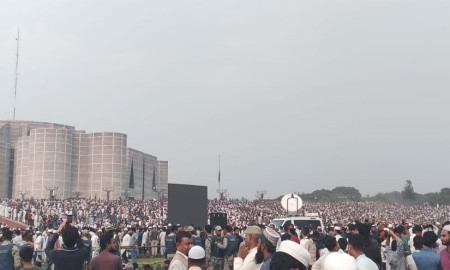 ওসমান হাদির জানাজার পর সংসদ ভবনে প্রবেশের চেষ্টা
