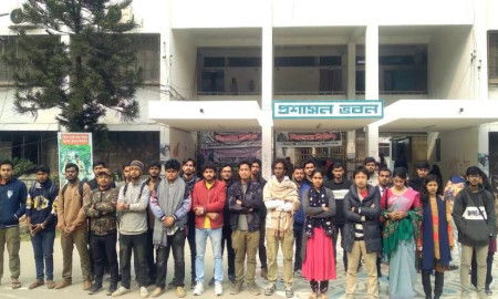 ওসমান হাদি ও দিপু হত্যার প্রতিবাদ ইবিতে বিক্ষোভ সমাবেশ