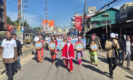 বড়দিন উপলক্ষ্যে খাগড়াছড়িতে বর্ণিল আনন্দ শোভাযাত্রা