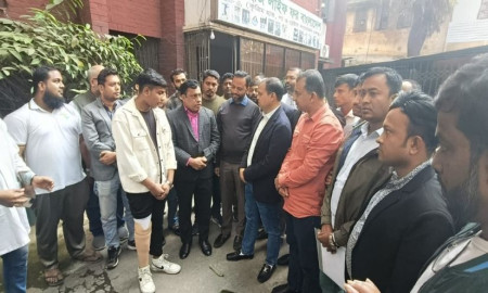 অসহায় শিক্ষার্থী বাইজিদ হোসেনের পাশে তারেক রহমান