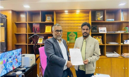 পূর্বের প্রশাসনের শাস্তিসহ ৫ দাবিতে ইবি বৈষম্য বিরোধী ছাত্র আন্দোলনের স্মারকলিপি