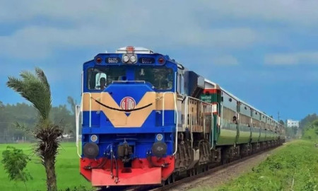 ১০ রুটে চলবে বিশেষ ট্রেন, বন্ধ থাকবে তিন রুট