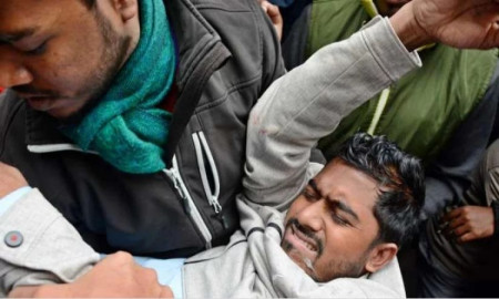 ডাকসু ভবনে ভিপি নূরের ওপর হামলার ৬ বছরেও নেই দৃশ্যমান ব্যবস্থা, ক্ষোভ সাদিক-ফরহাদদের