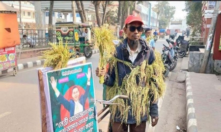 তারেক রহমানকে এক নজর দেখতে ভোলা থেকে সাইকেলে ঢাকার পথে আব্বাস