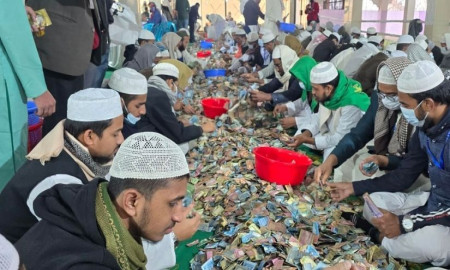 তিন মাস ২৭ দিনে পাগলা মসজিদের দানবাক্সে মিলেছে ৩৫ বস্তা টাকা