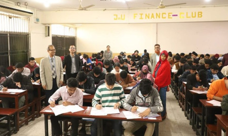 জবির সি-ইউনিটের ভর্তি পরীক্ষায় উপস্থিত ৯০.০৬ শতাংশ শিক্ষার্থী