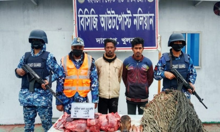 সুন্দরবনে ২১ কেজি হরিণের মাংসসহ আটক ২ শিকারি