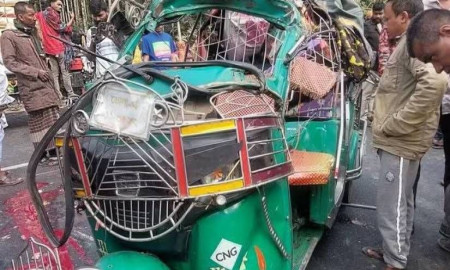 ভোলায় ট্রাক-সিএনজি মুখোমুখি সংঘর্ষে নিহত ৩