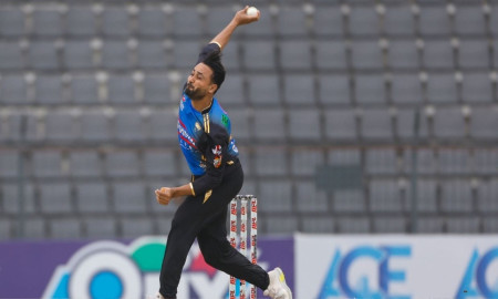 বিপিএলের রেকর্ড বইয়ে পাকিস্তানি তারকা অলরাউন্ডার