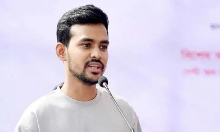 নির্বাচনে যাচ্ছেন না আসিফ মাহমুদ, মুখপাত্র হিসেবে যোগ দিলেন এনসিপিতে