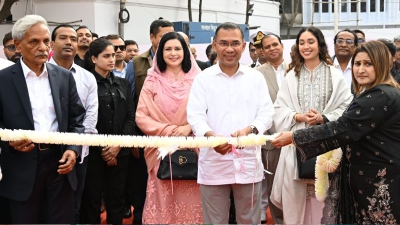 অমর একুশে বইমেলার উদ্বোধন