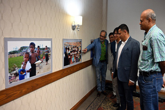 কানাডায় ফটো সাংবাদিক বাবুর আলোকচিত্র প্রদর্শনী