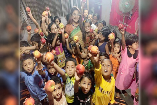 একাই ১৫০ পথশিশুদের গান শিখাবেন কন্ঠশিল্পী তানিশা