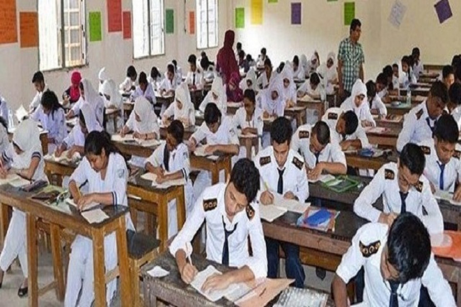 আরো পেছাচ্ছে এইচএসসি-জেএসসি পরীক্ষা