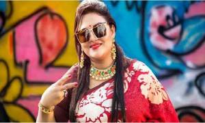 সেরা গায়িকার পুরস্কার পাচ্ছেন মমতাজ