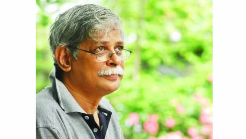 কলাম লেখায় বিরতি টানার ইঙ্গিত অধ্যাপক জাফর ইকবালের
