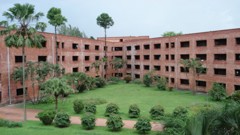 জাবির হল ১৫ মাস বন্ধ থাকার পরও দিতে হবে আবাসিক ফি