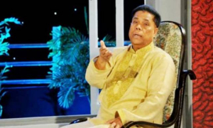 এবার ঈদেও গান শোনাবেন ড. মাহফুজুর রহমান