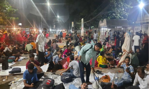 প্রতিবন্ধী বিদ্যালয় এমপিওভুক্তির দাবিতে রাতে শাহবাগে অবস্থান