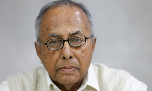বাবার কবরের পাশে চিরনিদ্রায় শায়িত অধ্যাপক রফিকুল