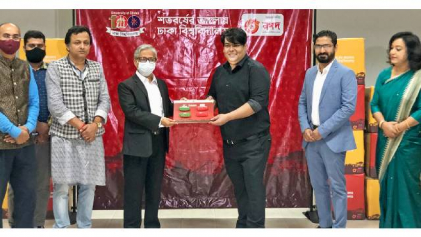 ‘নগদের’ প্রশংসায় ঢাবি উপাচার্য
