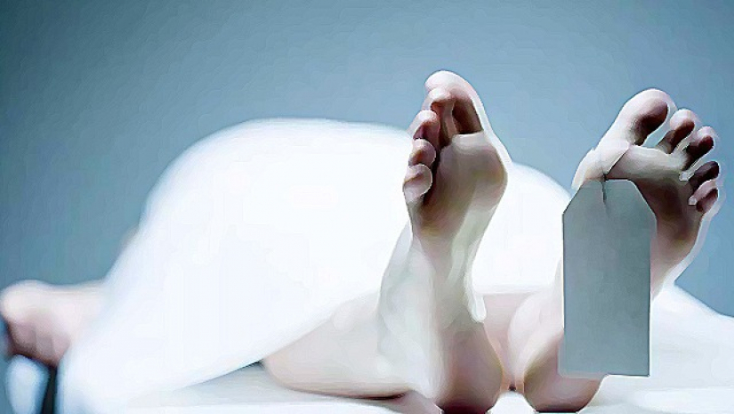 স্কুল শিক্ষিকাকে শ্বাসরোধে হত্যা
