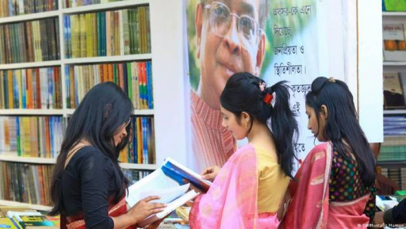 কাল বইমেলার দ্বার খুলবে সকাল ৮টায়