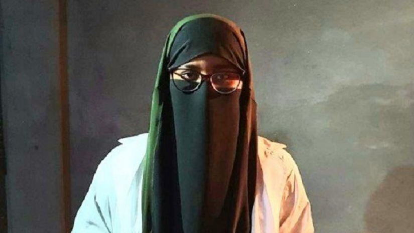 পড়া শুরুর আগে কোরআন তেলাওয়াত করতাম: মিশোরী মুনমুন