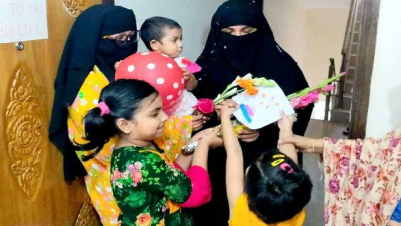 সন্তানদের সময় দিতে চাকরি ছাড়লেন বিসিএস ক্যাডার মা