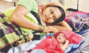 মাতৃত্বকালীন ভাতা ১০ হাজার টাকা করার সুপারিশ