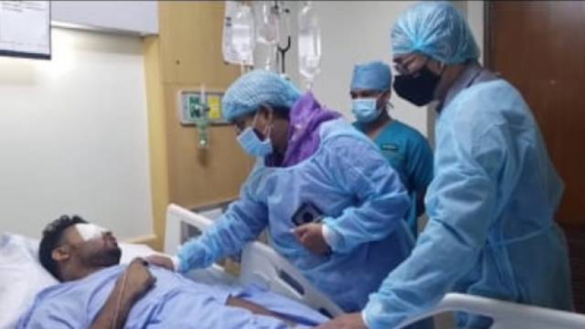 একদম দুঃশ্চিন্তা করবে না, আহত শিক্ষার্থীকে শিক্ষামন্ত্রী