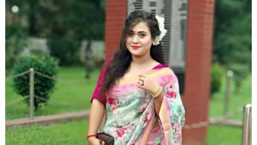 ঢাবি ছাত্রলীগ নেত্রী তন্বীকে মারধর, চার্জ গঠনের শুনানি পিছিয়েছে