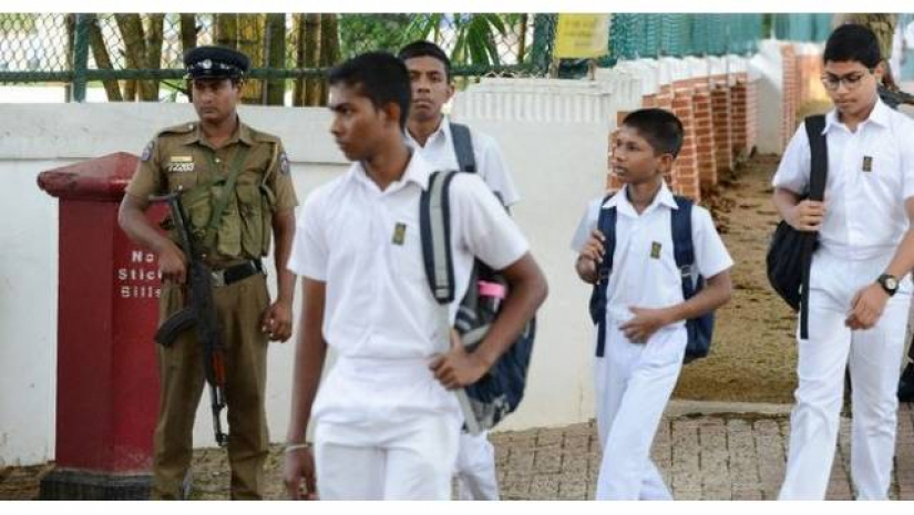 সপ্তাহে তিনদিন স্কুল খোলা রাখার পরিকল্পনা শ্রীলঙ্কার