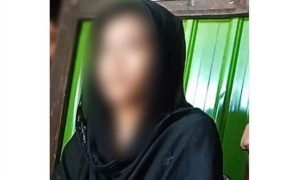 বিয়ের দাবিতে বাড়িতে স্কুলছাত্রী, সময় চাইলেন প্রেমিক