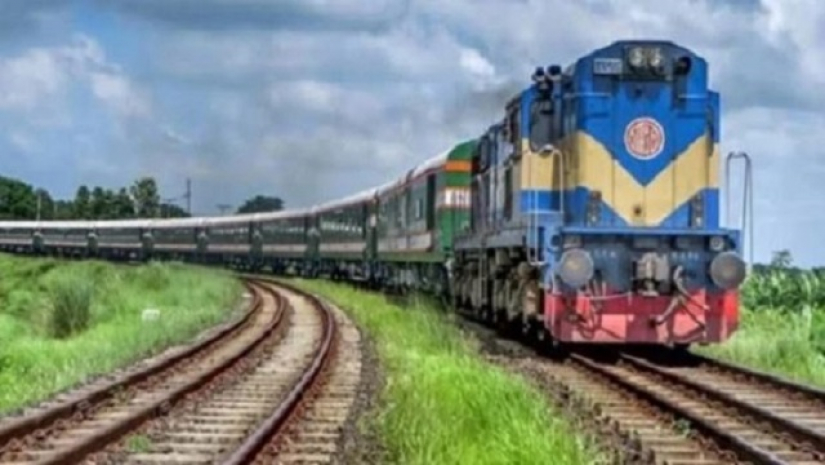 ট্রেনের ছাদে টিকটক ভিডিও বানাতে গিয়ে শিক্ষার্থীর মৃত্যু