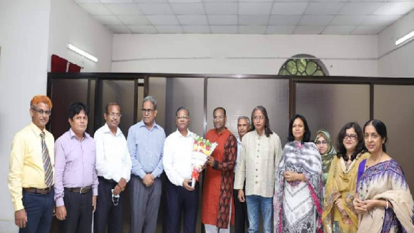 ইশতেহার ‘অঙ্গীকার ভেঙ্গে’ ডীন হলেন জবি শিক্ষক সমিতির সভাপতি 
