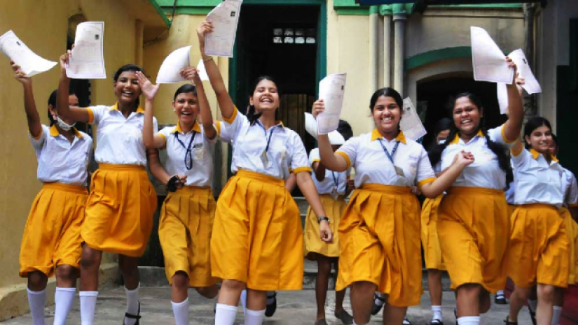 ভারতে দশম শ্রেণির ফলে ৫০০-এ ৪৯৯ পেয়ে প্রথম ৪ জন