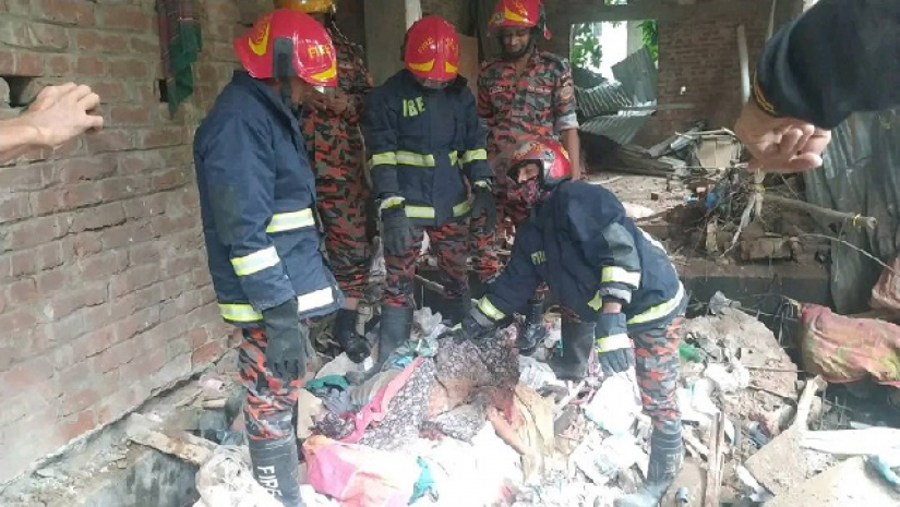 সেপটিক ট্যাংক বিস্ফোরণে ৩ ভাই নিহত 