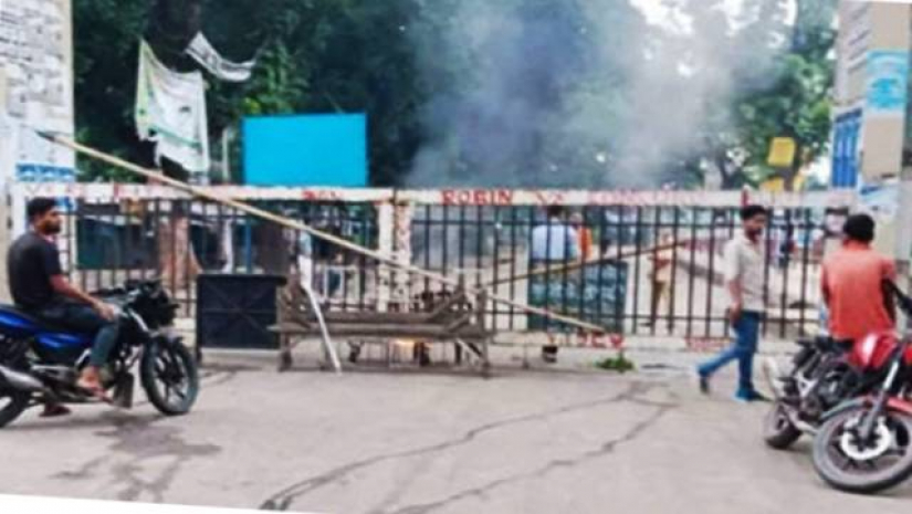 ছাত্রলীগকে ঘিরে অশান্তি, পদ না পেয়ে তাণ্ডব