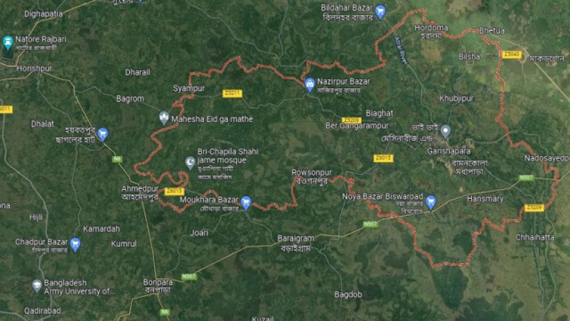 মোবাইলে চার্জ দিতে গিয়ে মা দেখলেন কলেজছাত্রের নিথর দেহ ঝুলছে