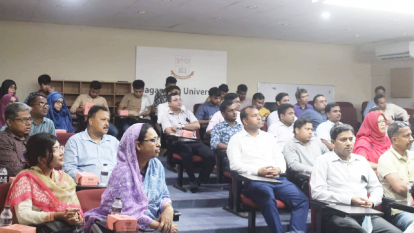 জবিতে নীলদলের সেমিনার ও মুক্ত আলোচনা অনুষ্ঠিত
