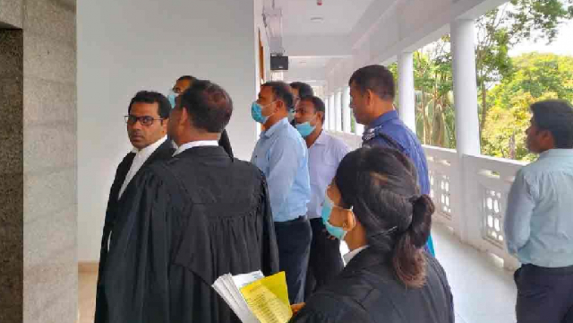 ডিসি অফিসের দরজা-জানালায় ভারী পর্দা ব্যবহার করবেন না: হাইকোর্ট