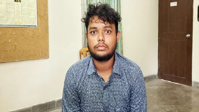 বাইক কিনবে বলে জালিয়াতির ৪ লাখ টাকা নেন জাবির সেই ভর্তিচ্ছু