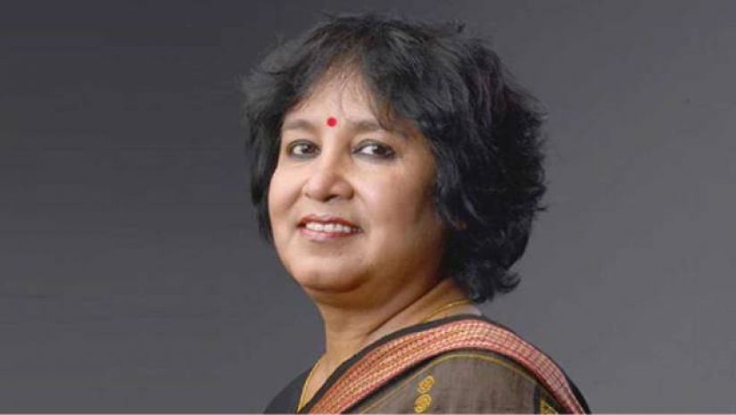 দেশি পোশাক নাকি বিদেশি— তসলিমা নাসরিনের স্ট্যাটাস