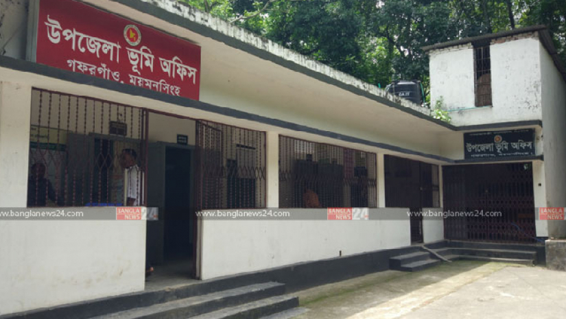 ৩ বছর হলে ভূমি অফিসের কর্মচারীদের বদলির নির্দেশ