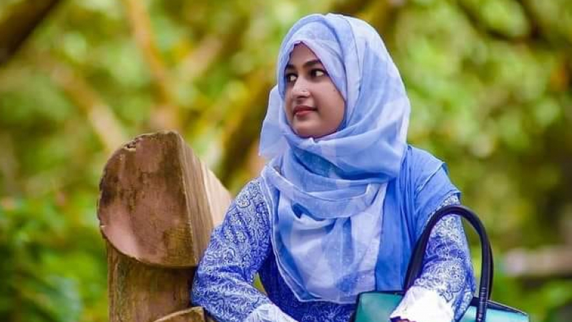 গ্যাসের আগুনে দগ্ধ হয়ে কলেজ শিক্ষিকার মৃত্যু