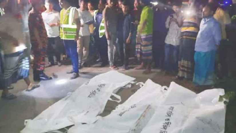 ছাত্রলীগের ধাওয়া খেয়ে পালাতে গিয়ে তিন শিক্ষার্থীর মৃত্যু